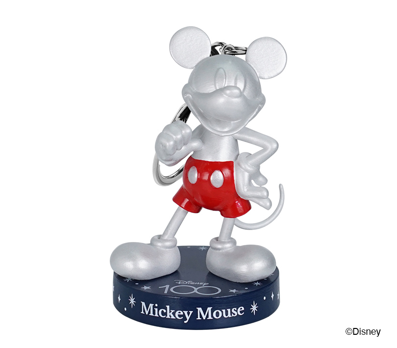 ディズニー創立100周年「Disney 100」限定版のミッキーとミニーが 飾っ 